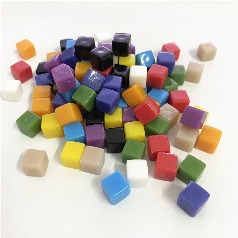 50Pcs/Set 8mm Cube Colorful Crystal Square Corner Transparent Dice Chess Piece Right Angle For Board Game