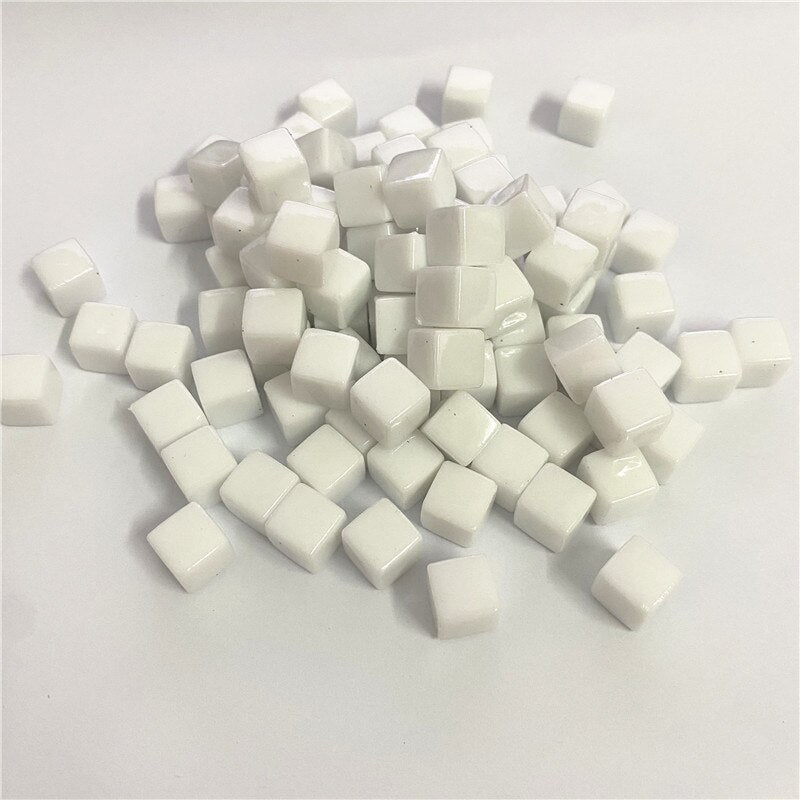 50Pcs/Set 8mm Cube Colorful Crystal Square Corner Transparent Dice Chess Piece Right Angle For Board Game